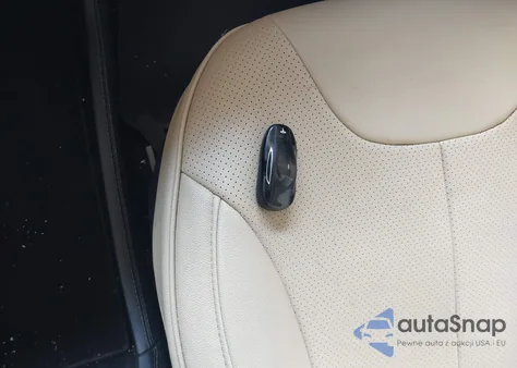 2014 Tesla Model S из США, поврежденный, VIN 5YJSA1S18EFP30457